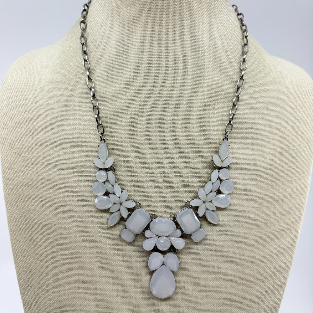 White Faceted Floral Bib Necklace Silver Tone Statement Wedding Jewelry Gift